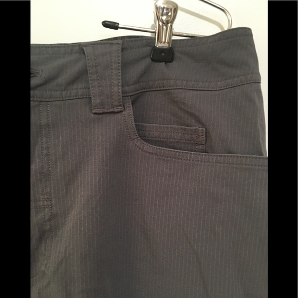 Lululemon Cadence Short? - Picture 9 of 15